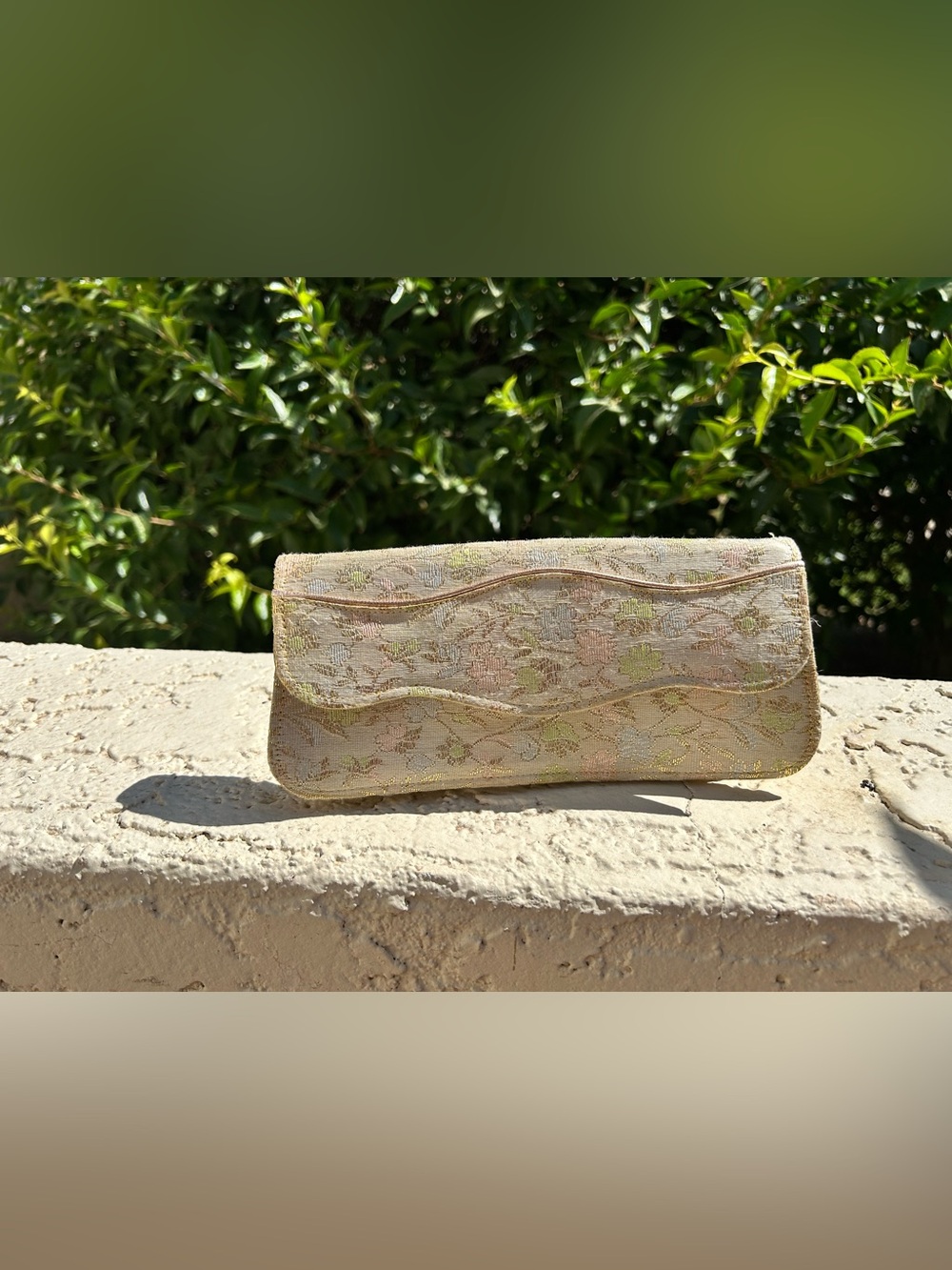 Vintage Elegant Floral Brocade Clutch - Pastel Gold and Cream